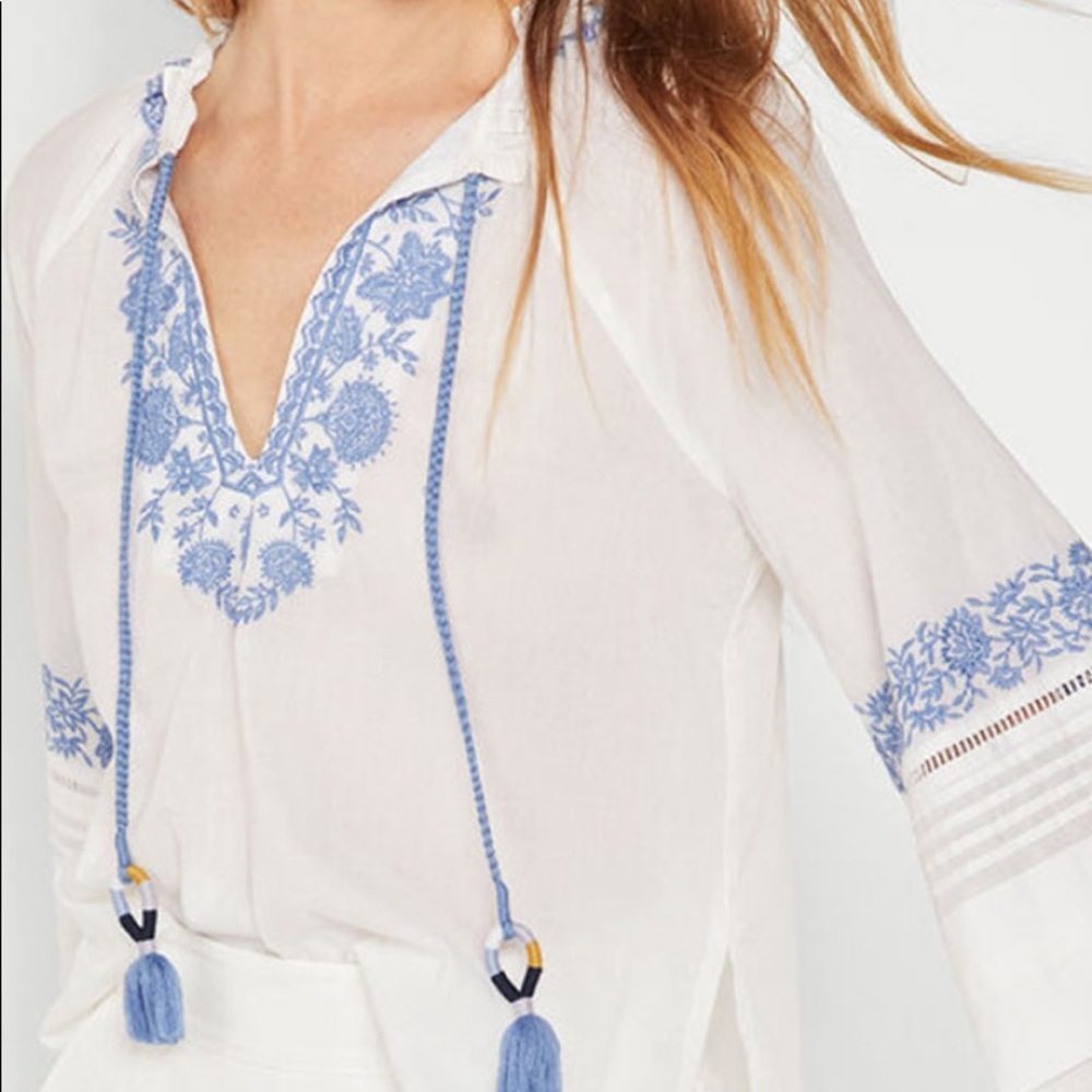 BCBG MAXAZRIA EMBROIDERED PEASANT BLOUSE